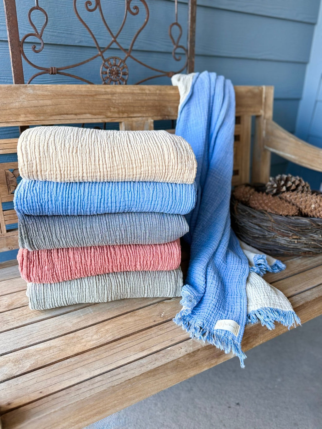 Milos Throw - SolWoven